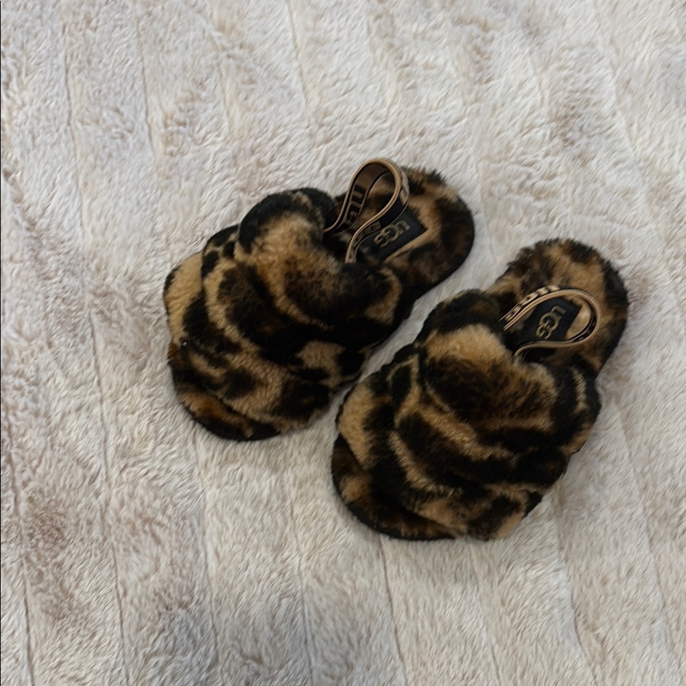 UGG Leopard Fluff Yea Slippers Kids 8